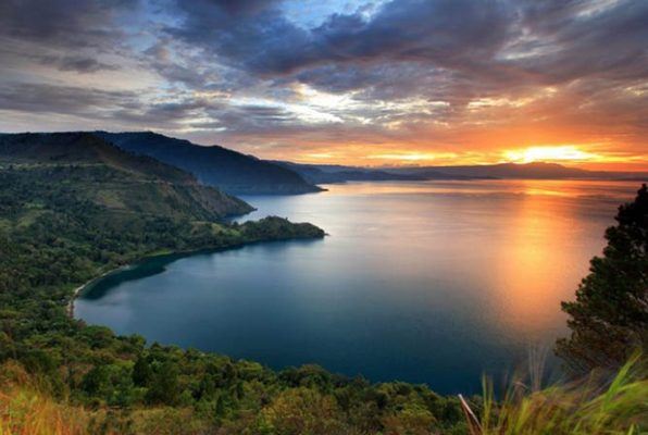 Ontdek Noord Sumatra lake 