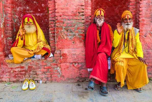 Kathmandu city trip mannen in gewaad