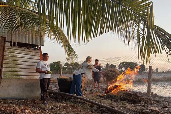 Community & Cultuur project Vietnam kampvuur 