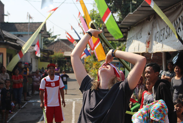 Java en Bali jongerenreis koek happen 