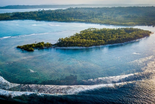 Mentawai Stam aanvullende trip Sumatra vrijwilligerswerk of tussenjaar drone shot