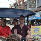 Java en Bali jongerenreis nog een tuktuk 