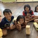Naomi vrijwilligerswerk in Thailand met de kinderen 