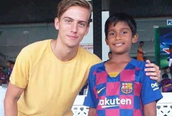 Voetbal project | Coaching & Training project Sri Lanka met een kind