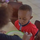 Kinderopvang Suriname eten geven