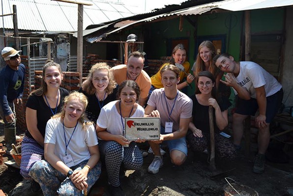 Java en Bali jongerenreis groepsfoto