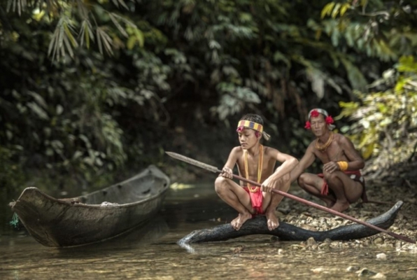 Mentawai Stam aanvullende trip Sumatra vrijwilligerswerk of tussenjaar kind aan het water